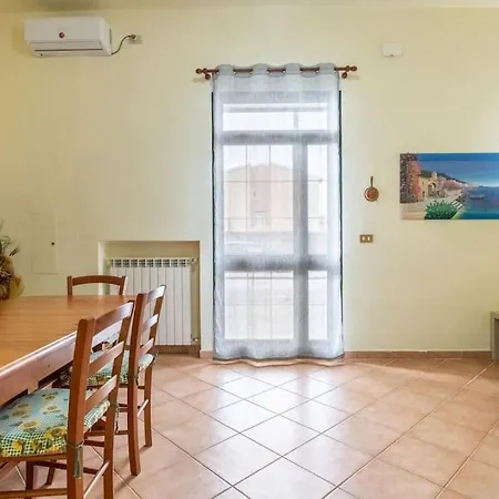 Apartment Coastal Heaven, Spacious Near The *