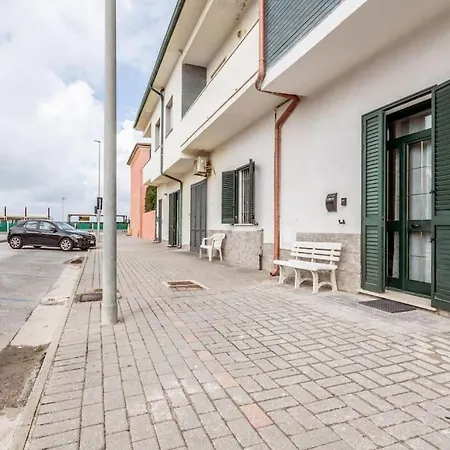 Apartment Coastal Heaven, Spacious Near The Marina Di Pisa